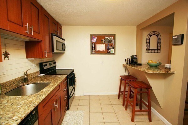 36 Bellvista Rd, Unit 14 in Boston, MA - Building Photo - Building Photo