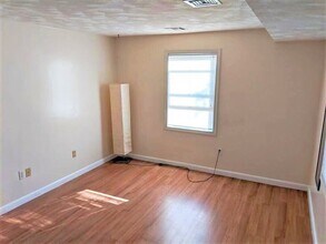 1 Maude St in Malden, MA - Building Photo - Building Photo