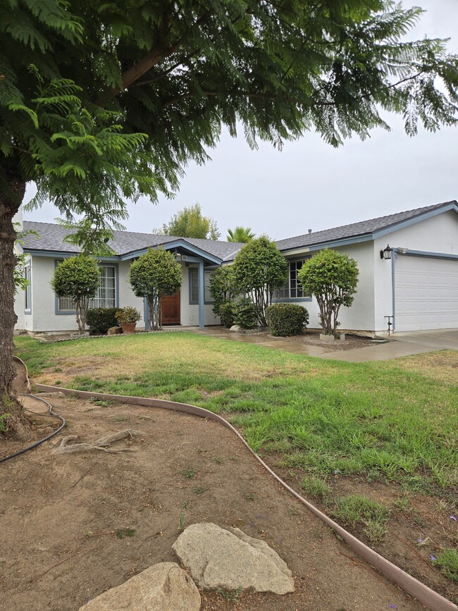 property at 2030 Indian Pl