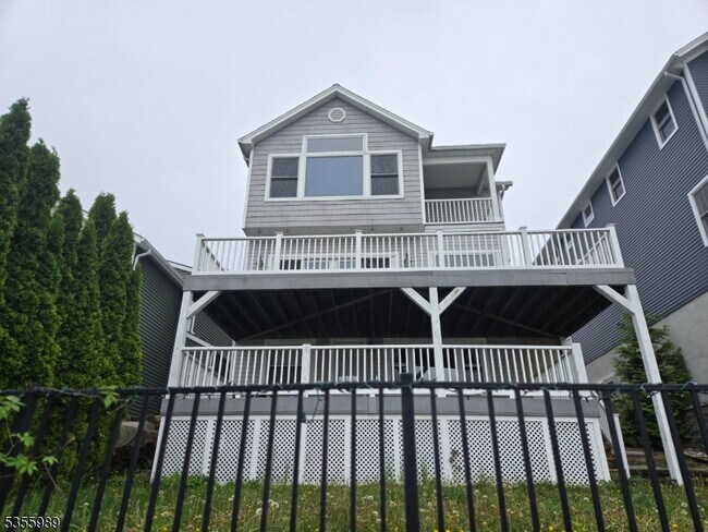 23 S Bertrand Rd in Mount Arlington, NJ - Building Photo - Building Photo
