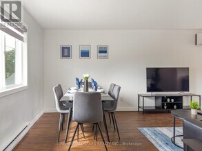 67 Main St in Kawartha Lakes, ON - Building Photo - Building Photo