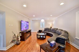 2625 Peckham St in Houston, TX - Building Photo - Building Photo