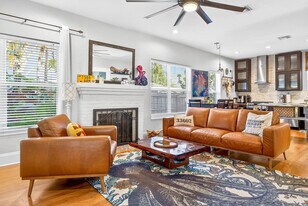 2705 N Poplar Ave in Tampa, FL - Building Photo