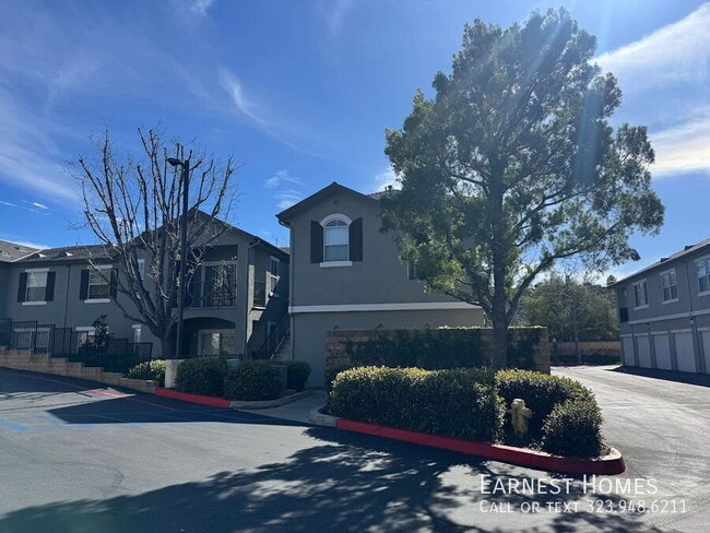 20000 Plum Canyon Rd in Santa Clarita, CA - Foto de edificio - Building Photo