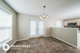 12008 Valley Meadow Way in Louisville, KY - Foto de edificio - Building Photo