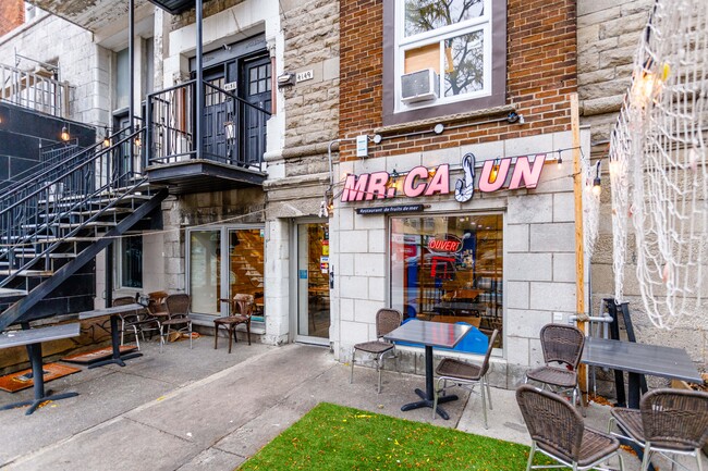 4147 Saint-Denis Rue in Montréal, QC - Building Photo - Building Photo