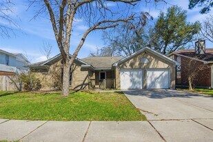 4922 Temple Bell Dr in Spring, TX - Building Photo