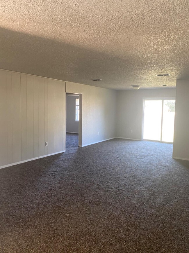 9405 Canton Ave in Lubbock, TX - Building Photo - Building Photo