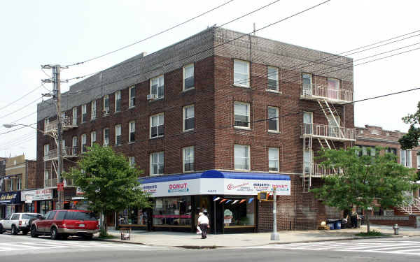 6423 11th Ave in Brooklyn, NY - Building Photo - Building Photo