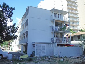 Waikiki Palms in Honolulu, HI - Foto de edificio - Building Photo