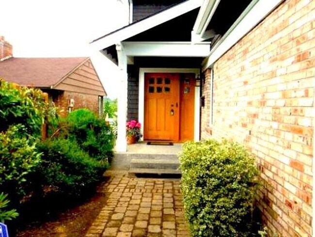 6010 NE 61st St in Seattle, WA - Building Photo - Building Photo