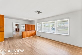 919 W Wilshire Ave in Santa Ana, CA - Building Photo - Building Photo