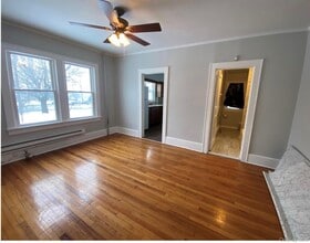 464 NY-17M in Middletown, NY - Building Photo - Building Photo