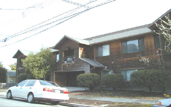 5220 Fresno Ave in Richmond, CA - Foto de edificio - Building Photo