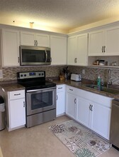 8042 SE Villa Cir in Hobe Sound, FL - Foto de edificio - Building Photo