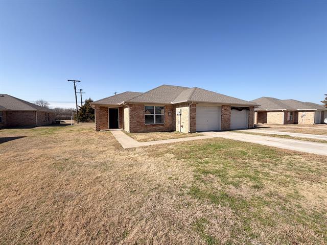 1518 Drexel Dr in Waxahachie, TX - Building Photo