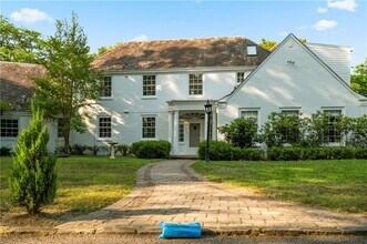 879 Blackburn Rd in Sewickley, PA - Building Photo - Building Photo