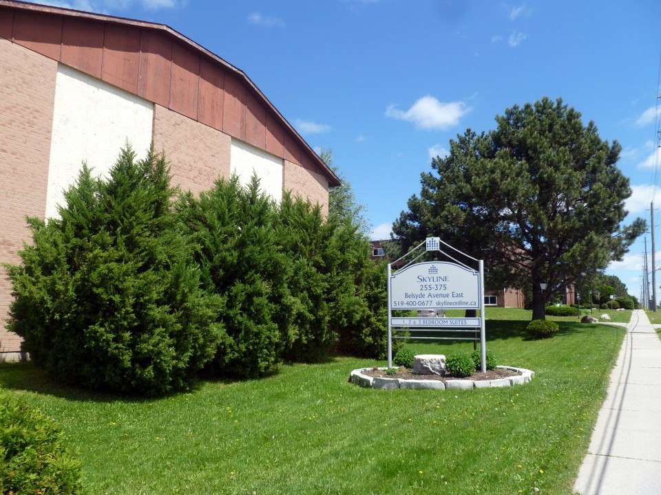 Belsyde Avenue Apartments in Fergus, ON - Building Photo