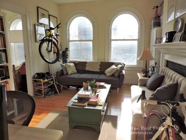 2 Ware St, Unit 403