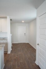 418 Coconut Dr in Bloomingdale, GA - Building Photo - Building Photo