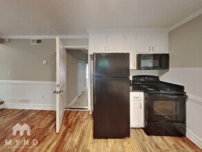 3004 Cardinal Dr in Lithia Springs, GA - Building Photo - Building Photo