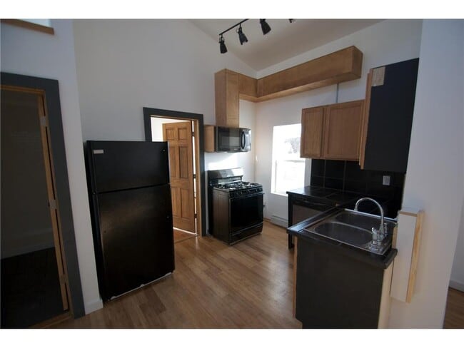 property at 25 E 26th St