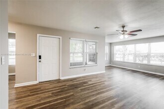 6212 NW 15th Ct in Margate, FL - Building Photo - Building Photo