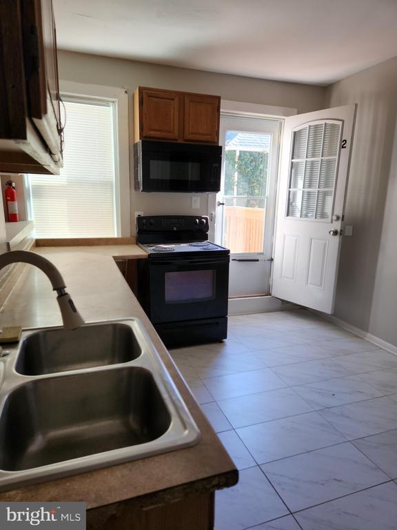 property at 2204 Jefferson St