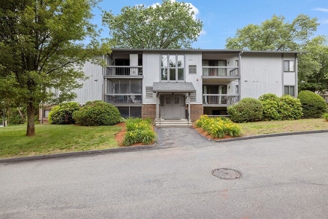 property at 1461 Pawtucket Blvd