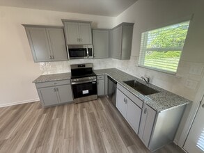 184 Fair Oak Ln in Calhoun, GA - Building Photo - Building Photo