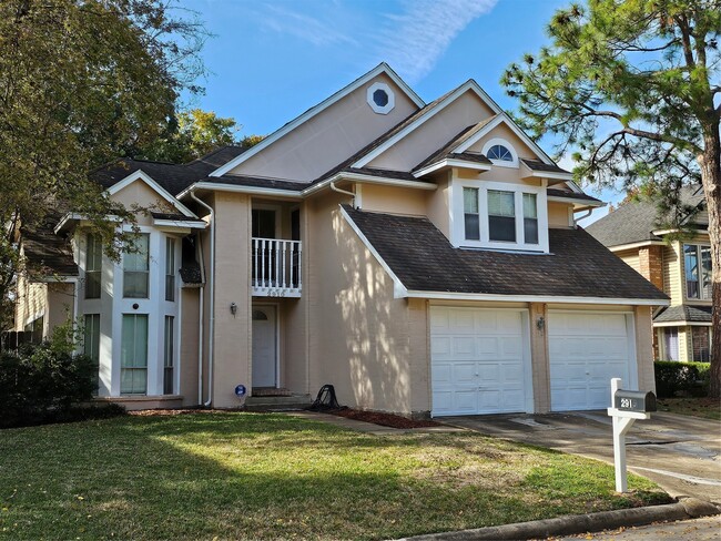 2910 Skypark Dr in Houston, TX - Building Photo - Building Photo