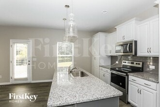 9014 Colwick Hill Rd in Charlotte, NC - Building Photo - Building Photo