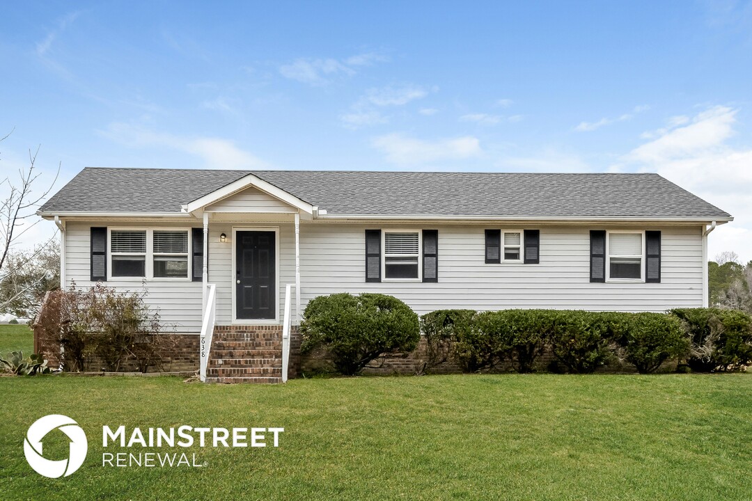 638 Short Journey Rd in Smithfield, NC - Building Photo