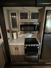 6920 Riverland Dr in Redding, CA - Building Photo - Building Photo