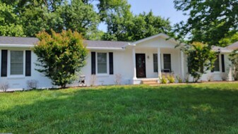 517 des in Hermitage, TN - Building Photo