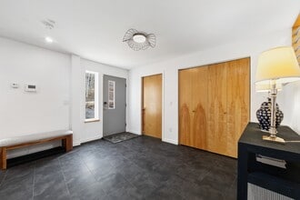 11 Russell Trail in Edwards, CO - Building Photo - Building Photo