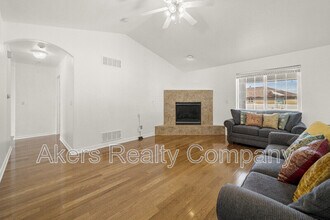 2143 Teal Ct in Pueblo, CO - Building Photo - Building Photo