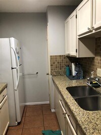 2121 Hepburn St photo'