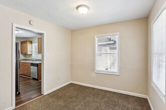 1528 Pineview Terrace SW in Atlanta, GA - Building Photo - Building Photo