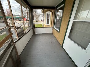 518 Lake Ave in Elyria, OH - Building Photo - Building Photo