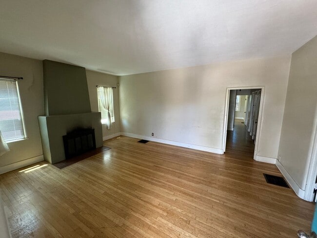 417 Sycamore St NE in Albuquerque, NM - Building Photo - Building Photo