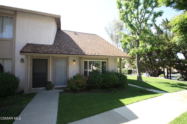 property at 2639 La Paloma Cir