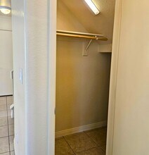 9159 Green Frost Dr in Las Vegas, NV - Building Photo - Building Photo