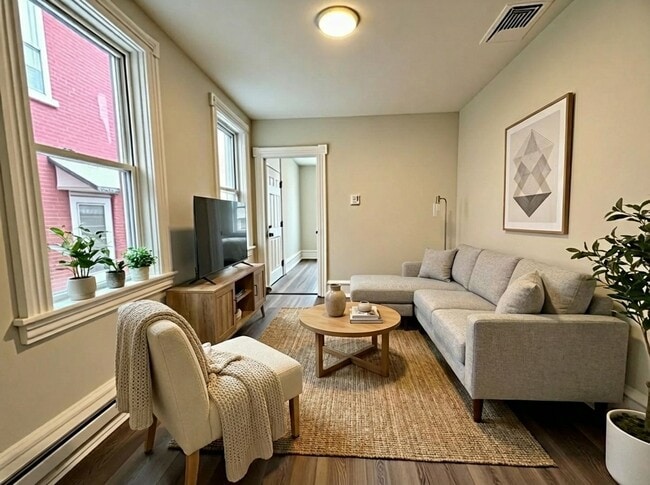 property at 320 S Ann St