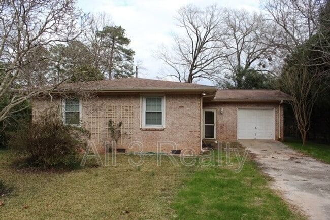property at 444 Alabama Ave
