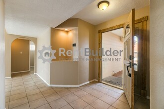 3312 Vista Del Sur St NW in Albuquerque, NM - Building Photo - Building Photo