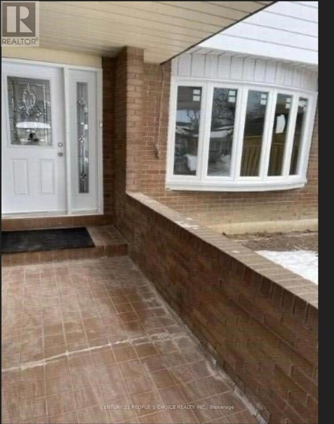 property at 3038 Coral Dr