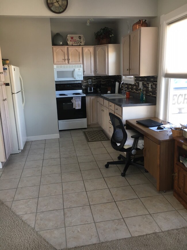 1655 Asbury Rd, Unit Ken