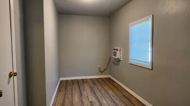 3214 E 10th Ave in Tampa, FL - Building Photo - Building Photo