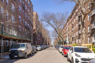3555 78th St in Jackson Heights, NY - Building Photo - Building Photo